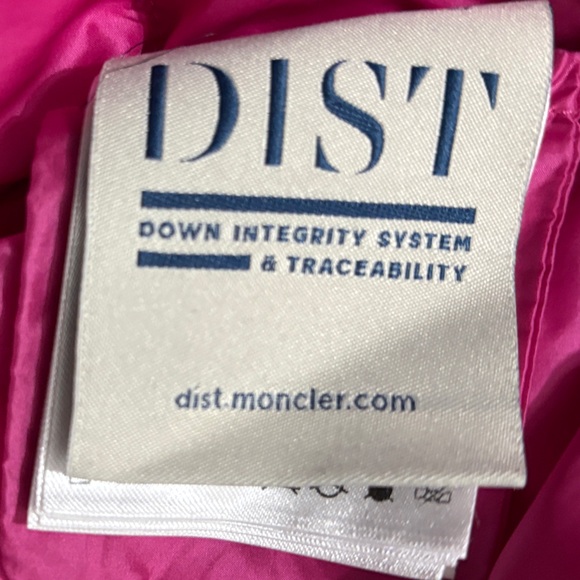 Moncler ATLANTIQUE GUIBOTTO Fuchsia Puffer Jacket 12-18 months - Picture 7 of 17